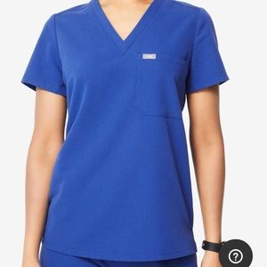 FIGS SCRUB TOP